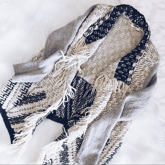 Anthropologie Sweaters - Moth • RARE • Amba Fringe Asymmetrical Cardigan